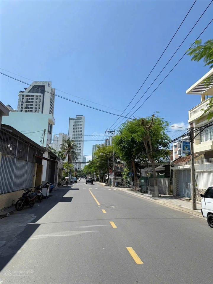 Bán lô đất 2 mặt tiền đường dương hiến quyền dt 176,4m2, ngang 7,2m, cách biển 200m, 23,8 tỷ