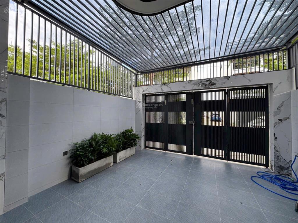 Bán nhà mới 3 tầng 1 tum kđt mỹ gia dt 100m2, full nội thất cao cấp, dòng tiền 38tr/tháng, 8,5 tỷ