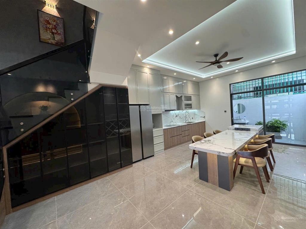 Bán nhà mới 3 tầng 1 tum kđt mỹ gia dt 100m2, full nội thất cao cấp, dòng tiền 38tr/tháng, 8,5 tỷ
