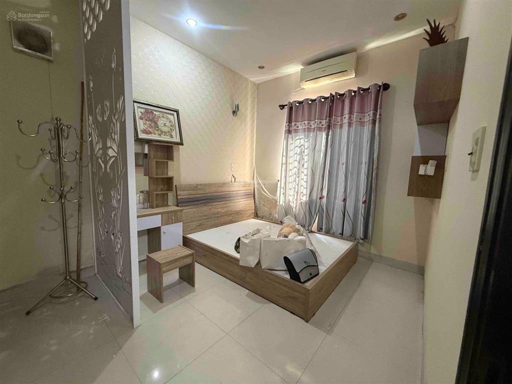 Bán nhà căn góc 2 mặt tiền đường nguyễn đức cảnh dt 204,3m2, cách biển 700m, sẵn hđ thuê, giá 25 tỷ