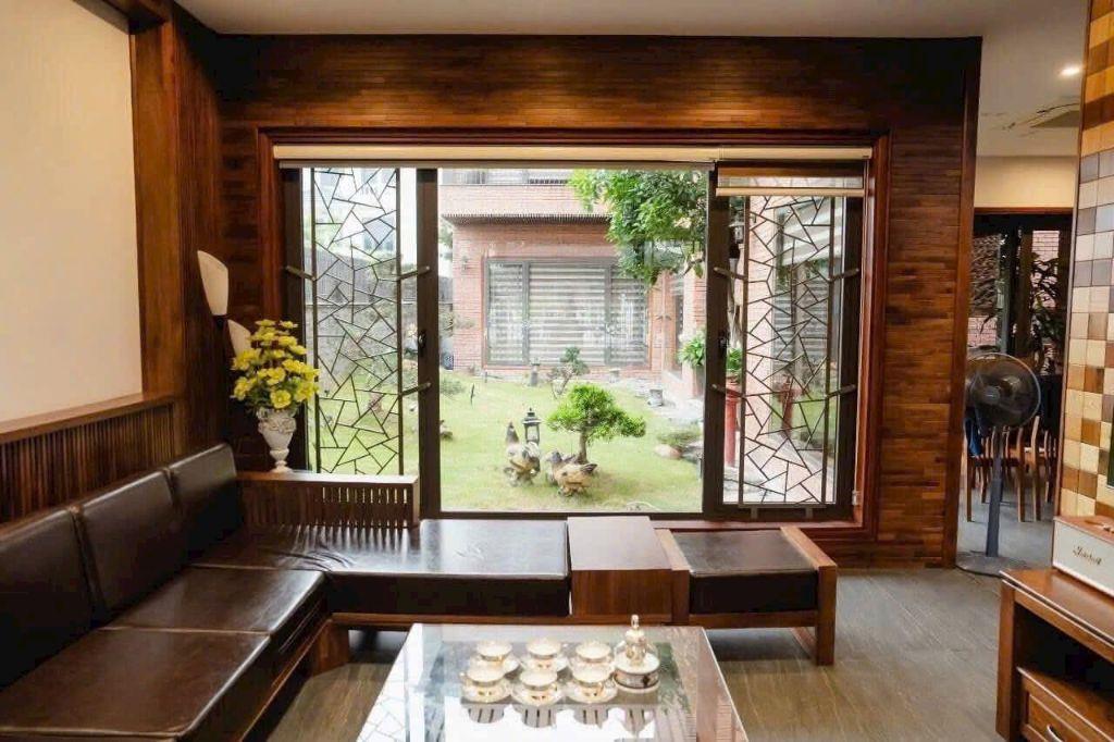 Bán căn biệt thự khu Tây Nam Cường, ph Tứ Minh, TP HD, 205.5m2, căn góc, 3.5 tầng, cực đẹp