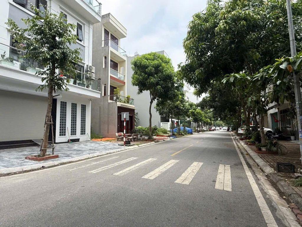 Bán đất kinh doanh mặt đường Trần Văn Giáp, ph Thanh Bình, TP HD, 74.4m2, mt 6.2, vị trí cực đẹp