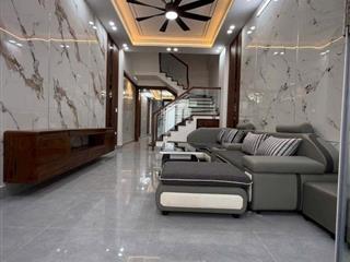 Bán nhà 3.5 tầng ngõ phố Nguyễn Chí Thanh, ph Tân Bình, TP HD, 70m2, mt 4m, 3 ngủ, 3.x tỷ