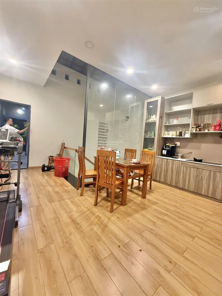 Giảm thẳng tay 4 tỷ 5m x 20m  3 tầng  bên aeon tân phú  ô tô né nhau 8 tỷ còn tâm sự
