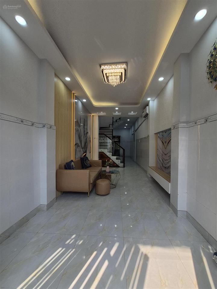 42m2  tỉnh lộ 10  ô tô đổ cửa  2 tầng  4,x tỷ