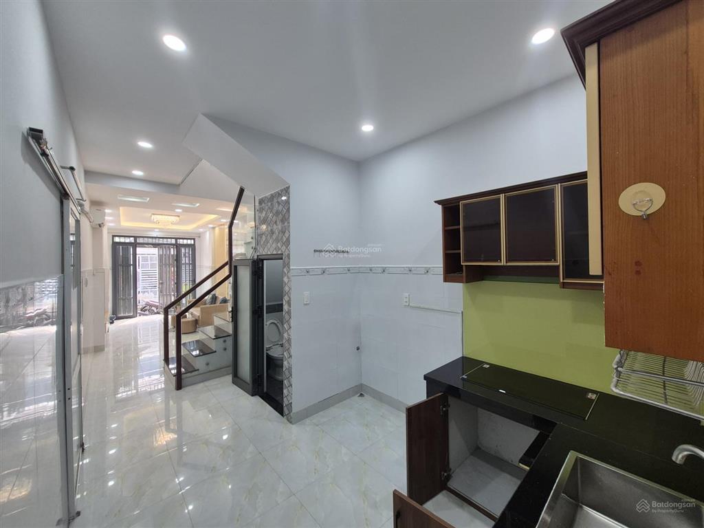 42m2  tỉnh lộ 10  ô tô đổ cửa  2 tầng  4,x tỷ