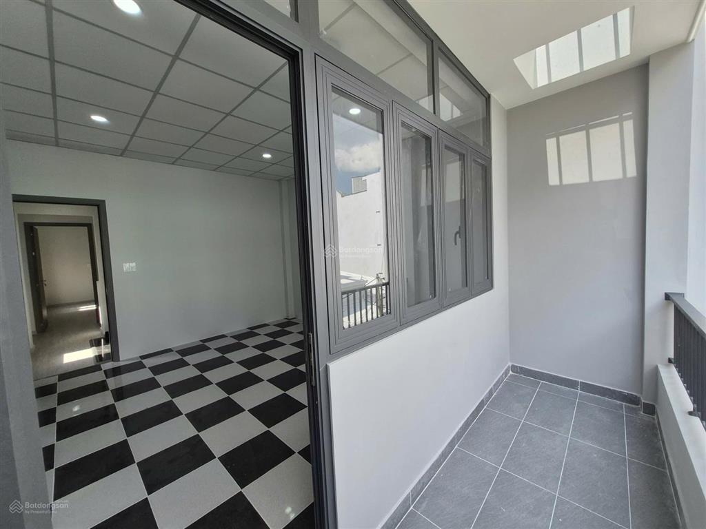 Căn góc ko lộ giới  3 tầng btct  tô hiệu ở ngay  ô tô ngủ nhà  8 tỷ