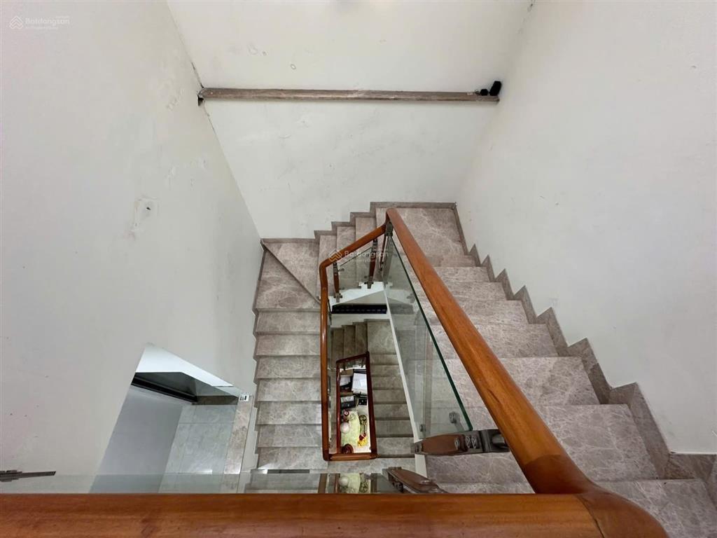 82m2  3 tầng btct  lũy bán bích  nở hậu chữ l  cải tạo chdv  còn 7,x tỷ