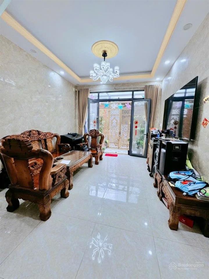 82m2 x 3 tầng nở hậu  lũy bán bích  7 tỷ