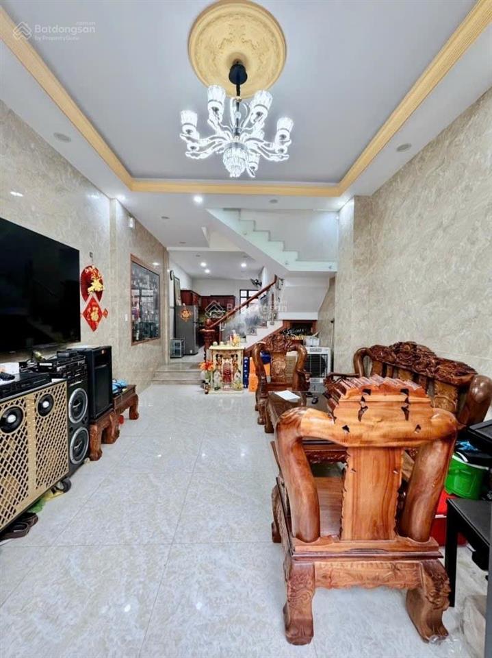 82m2 x 3 tầng nở hậu  lũy bán bích  7 tỷ