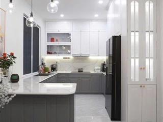 Cho thuê biệt thự mỹ thái 1c  phú mỹ hưng | nhà mới đẹp lung linh | full nội thất | giá 2.500$