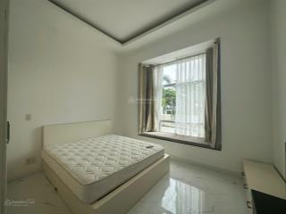 Cho thuê groundhouse riverside re sidence phú mỹ hưng 4pn nhà trống 2800 usd