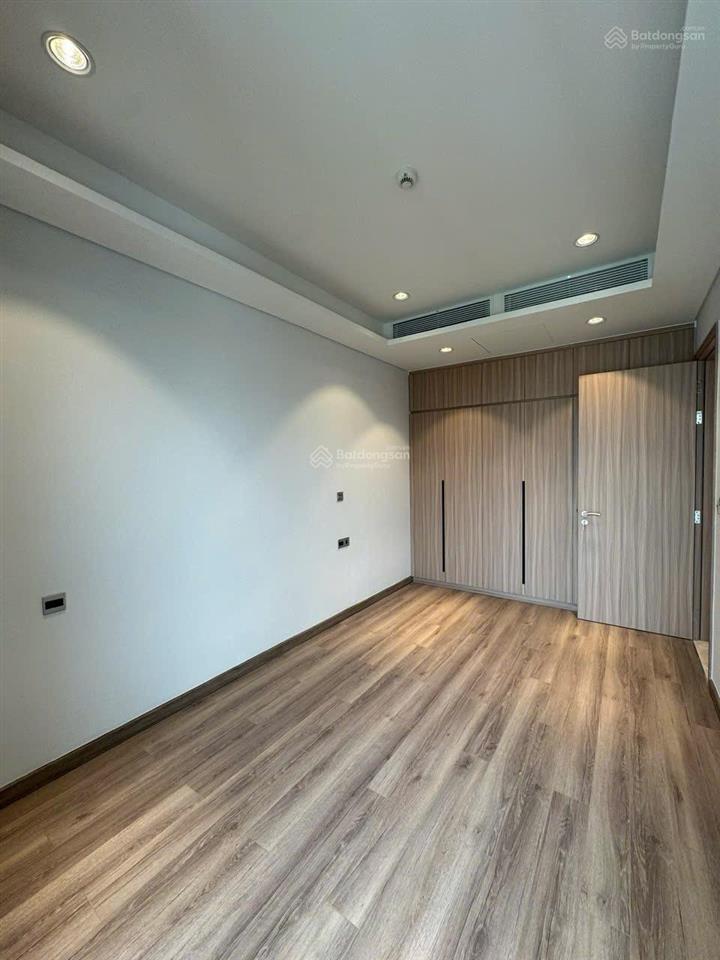 Bán ch horizon lầu 23 cao ôm trọn view hồ bán nguyệt