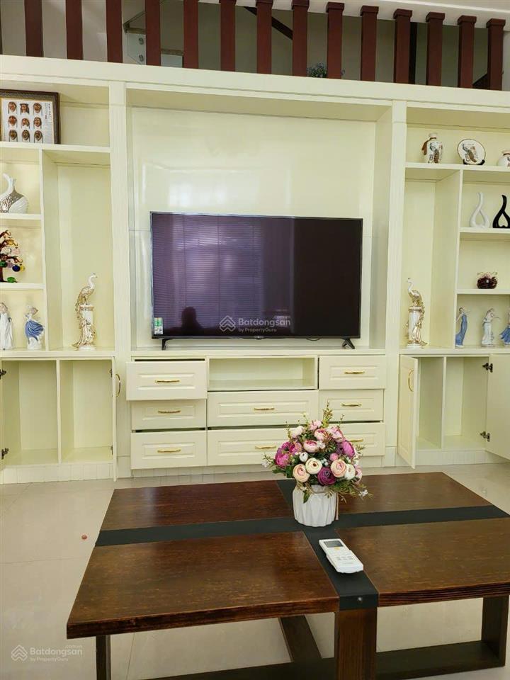 Cho thuê căn biệt thự liền kề đẹp nhất về vị trí và nội thất trong dòng liền kề 7x18 pmh