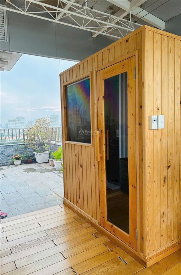Chủ nhà cần cho thuê gấp căn penthouse ở garden court 1 diện tích tới 330m2 4pn