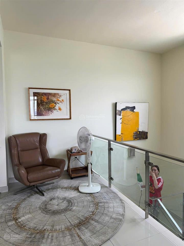 Cho thuê penthouse riverside phú mỹ hưng  272m2  4pn  sở hữu 2 ô đậu xe hơi riêng