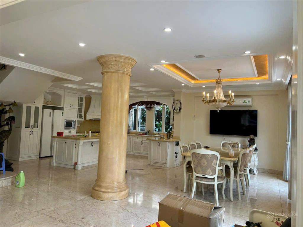 Cho thuê bt siêu đẹp khu cảnh đồi 5pn nhà full nt vào ở ngay