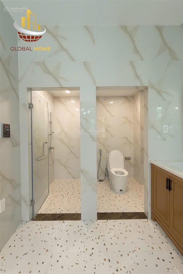 Cơ hội cho thuê căn bt q7 view sông, 8pn, giá tốt, đầy đủ tiện nghi, hồ bơi, xông hơi
