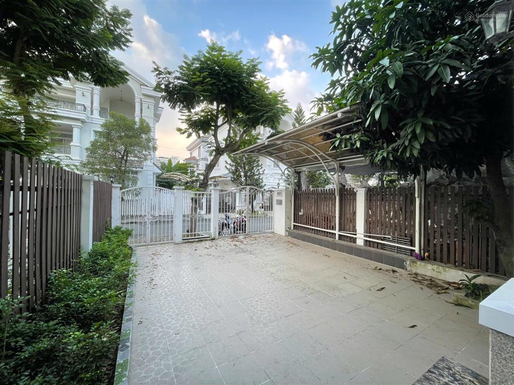 Cho thuê biệt thự mỹ phú 3a  phú mỹ hưng | 7x20m | 4pn | giá 48tr (bao vat) | xuất hóa đơn ngay