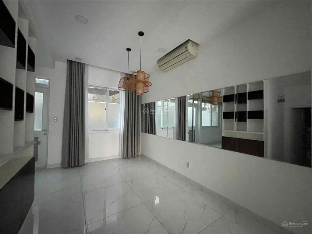 Cho thuê biệt thự mỹ phú 3a  phú mỹ hưng | 7x20m | 4pn | giá 48tr (bao vat) | xuất hóa đơn ngay