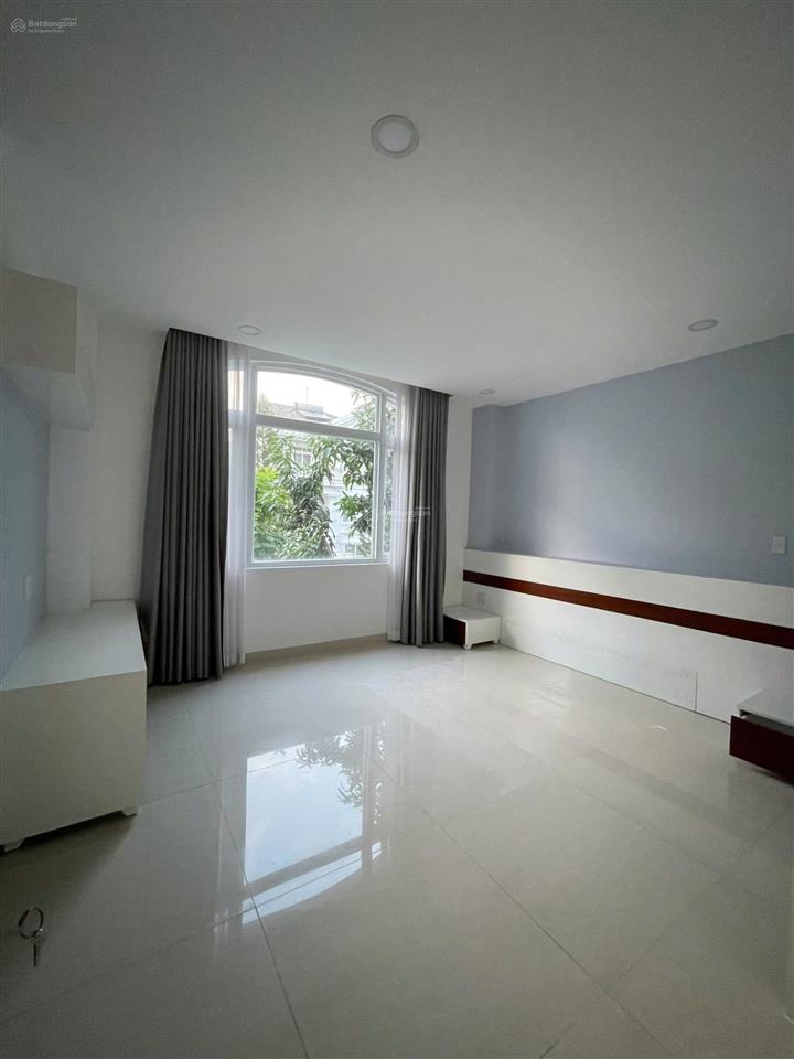 Cho thuê biệt thự mỹ phú 3a  phú mỹ hưng | 7x20m | 4pn | giá 48tr (bao vat) | xuất hóa đơn ngay