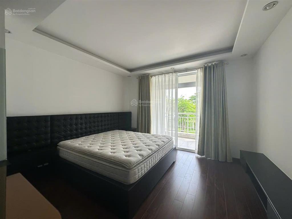 Cho thuê groundhouse riverside phú mỹ hưng 4pn nhà trống 71 triệu/th