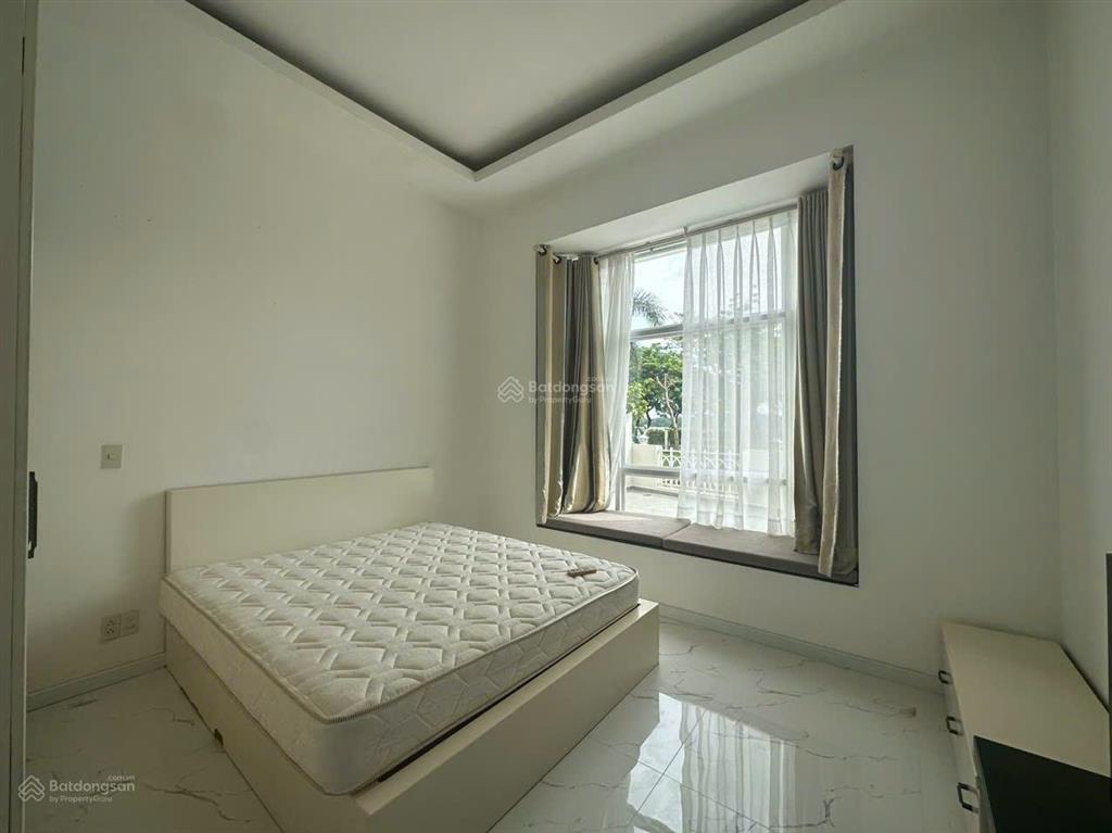 Cho thuê groundhouse riverside phú mỹ hưng 4pn nhà trống 71 triệu/th