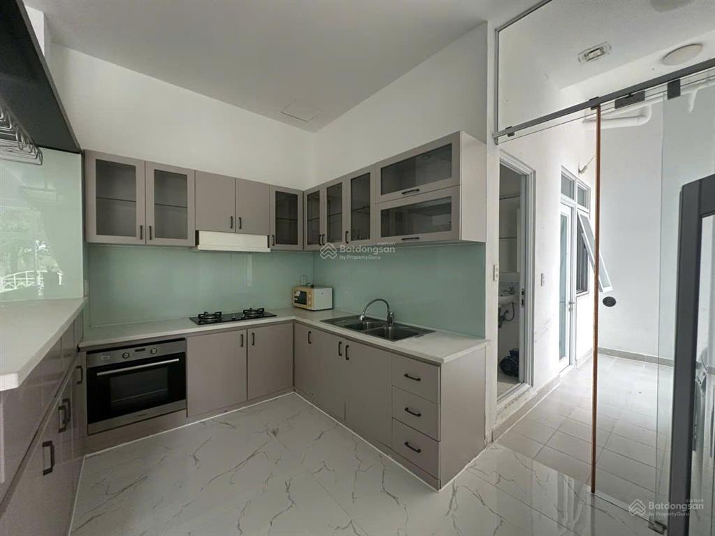 Cho thuê groundhouse riverside phú mỹ hưng 4pn nhà trống 71 triệu/th