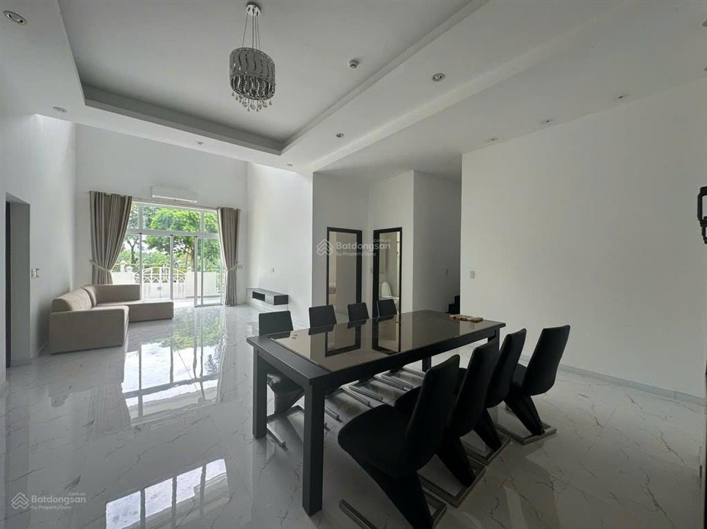 Cho thuê groundhouse riverside phú mỹ hưng 4pn nhà trống 71 triệu/th