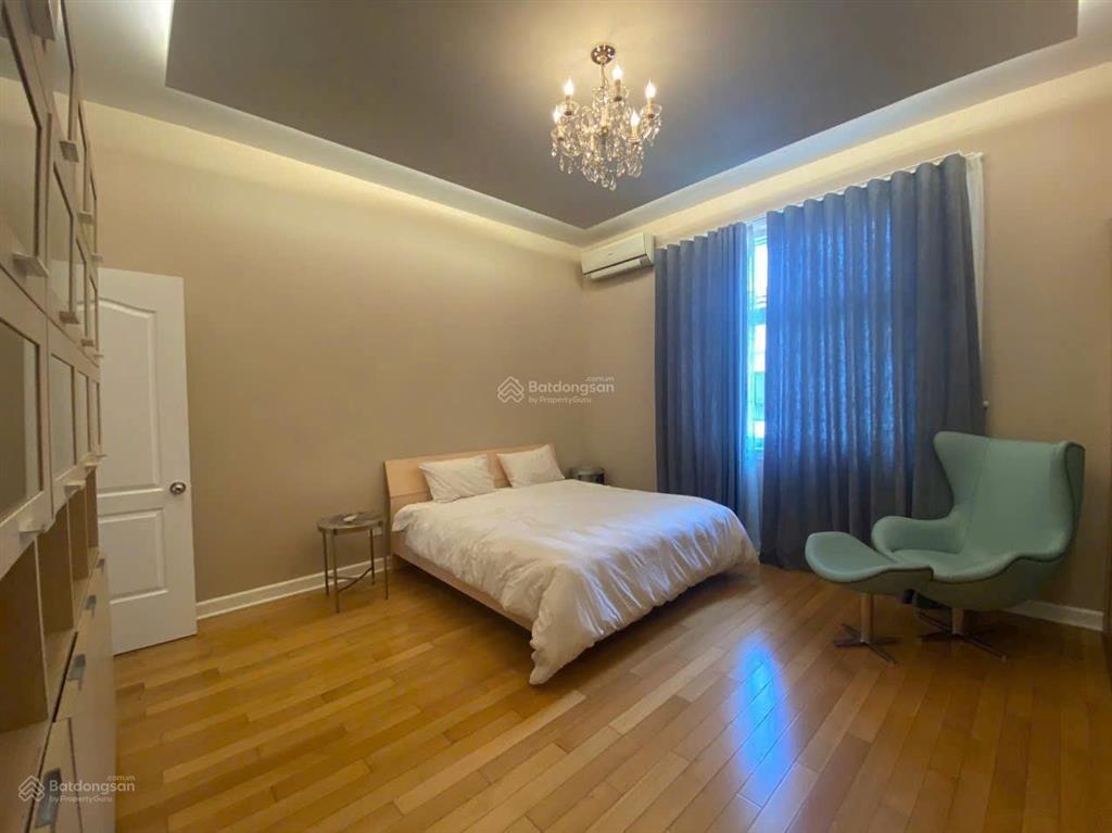 Cho thuê bt đơn lập sân vườn đẹp 3pn mỹ phú, pmh