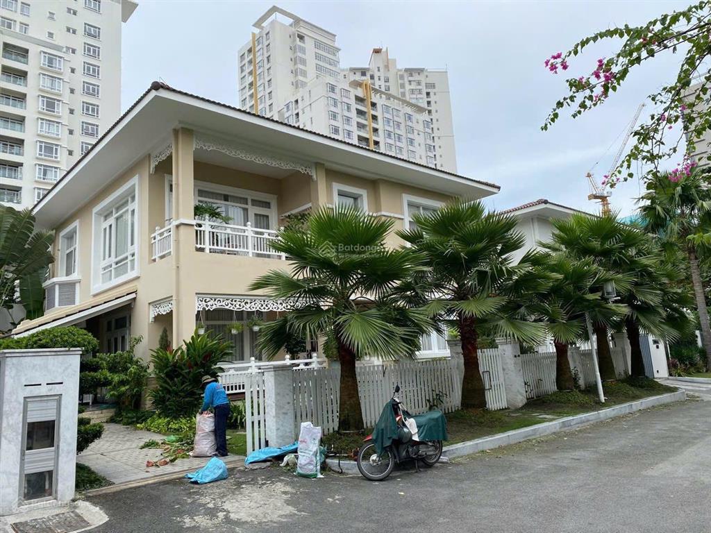 Cho thuê bt đơn lập sân vườn đẹp 3pn mỹ phú, pmh