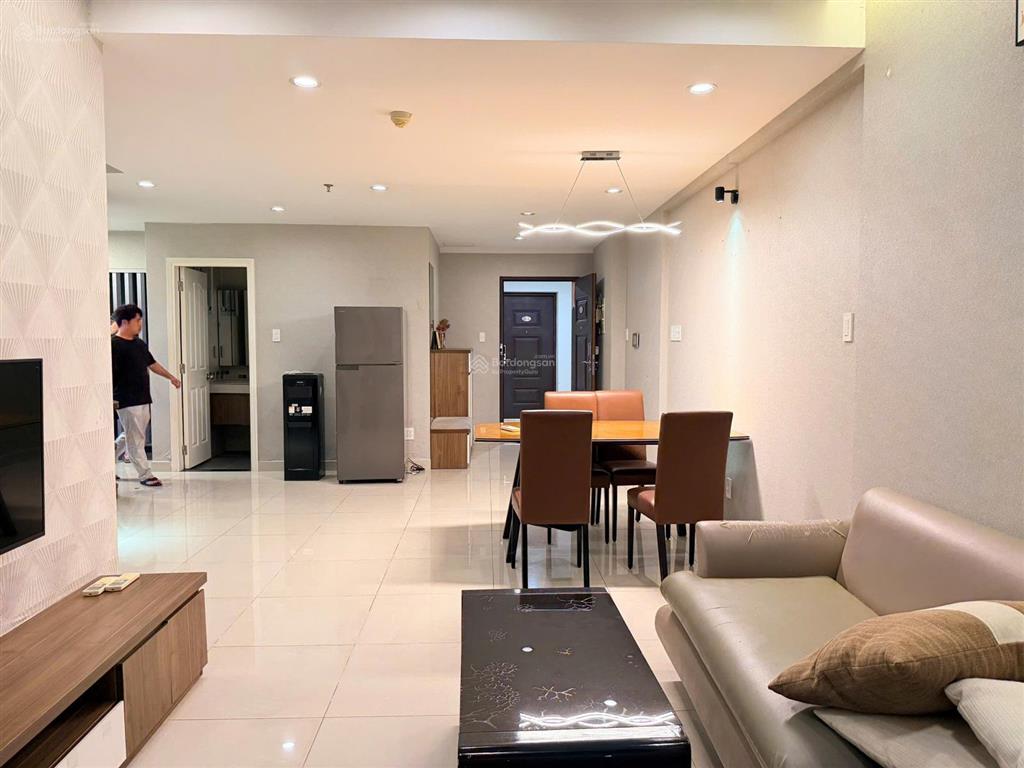 Bán gấp chcc scenic valley 1 diện tích 77m giá ngộp