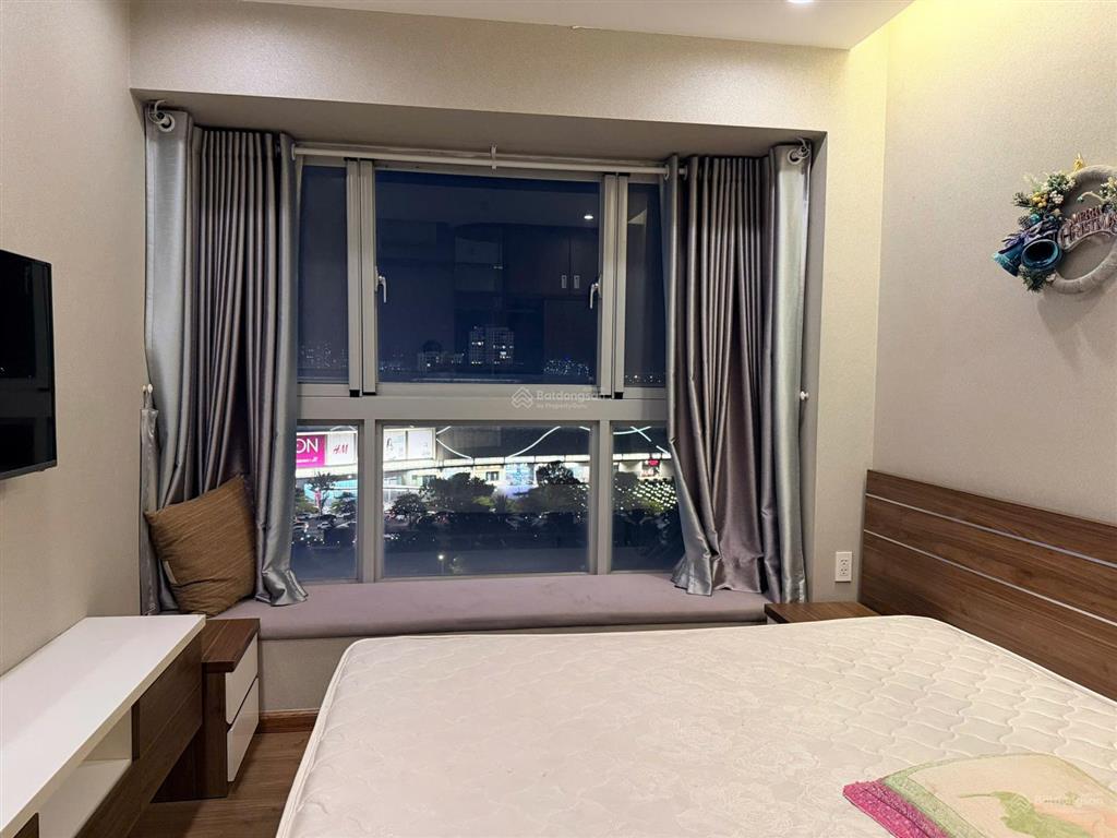 Bán gấp chcc scenic valley 1 diện tích 77m giá ngộp