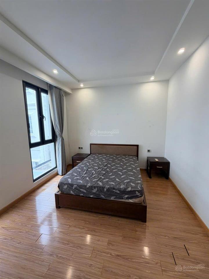 Cần cho thuê biệt thự nam thông mặt tiền đường lớn có hầm 5pn