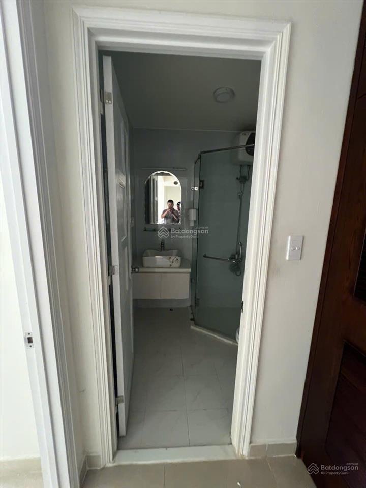 Chính chủ cần cho thuê chcc mỹ khánh căn góc không nt nhà mới 100%