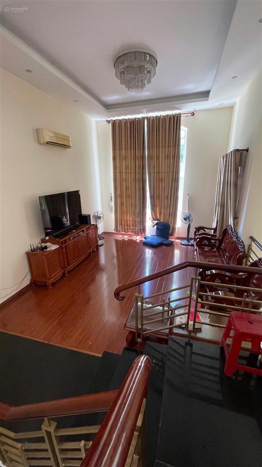 Chính chủ cần cho thuê bt liền kề sân vườn mỹ thái 1b giá siêu rẻ