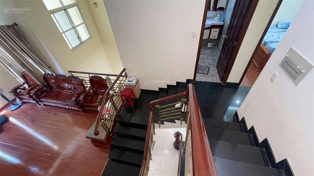 Chính chủ cần cho thuê bt liền kề sân vườn mỹ thái 1b giá siêu rẻ