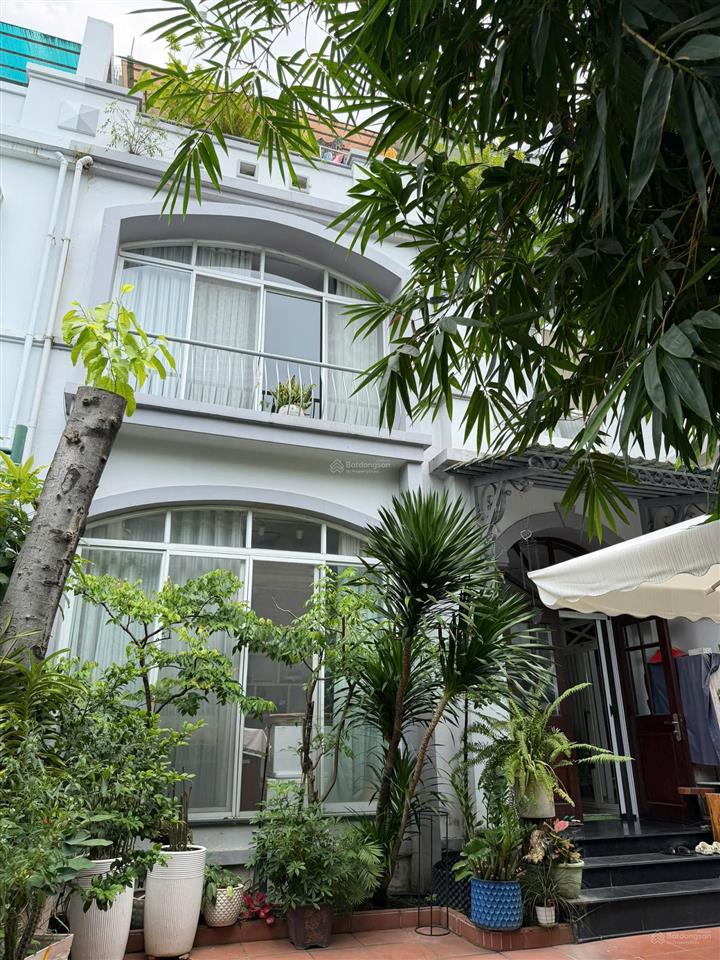 Mình cần sang lại hđ thuê căn góc hưng thái 1 giá 33tr giá tốt khu vực