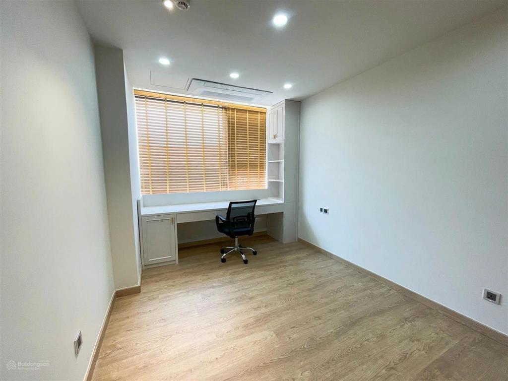 Bán căn m8 3pn view sông vô cùng hiếm, bán được cho người nước ngoài