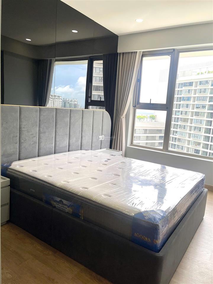 Cho thuê chcc view sông m8 midtown, nhà đẹp như tranh, dọn vào là ở