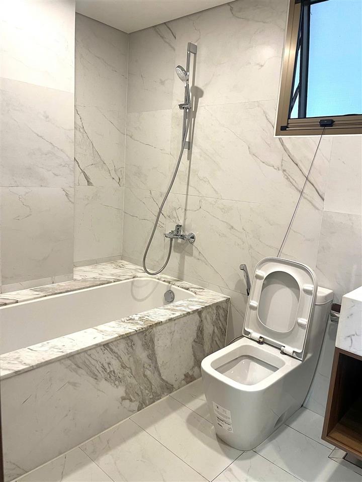 Cho thuê chcc view sông m8 midtown, nhà đẹp như tranh, dọn vào là ở