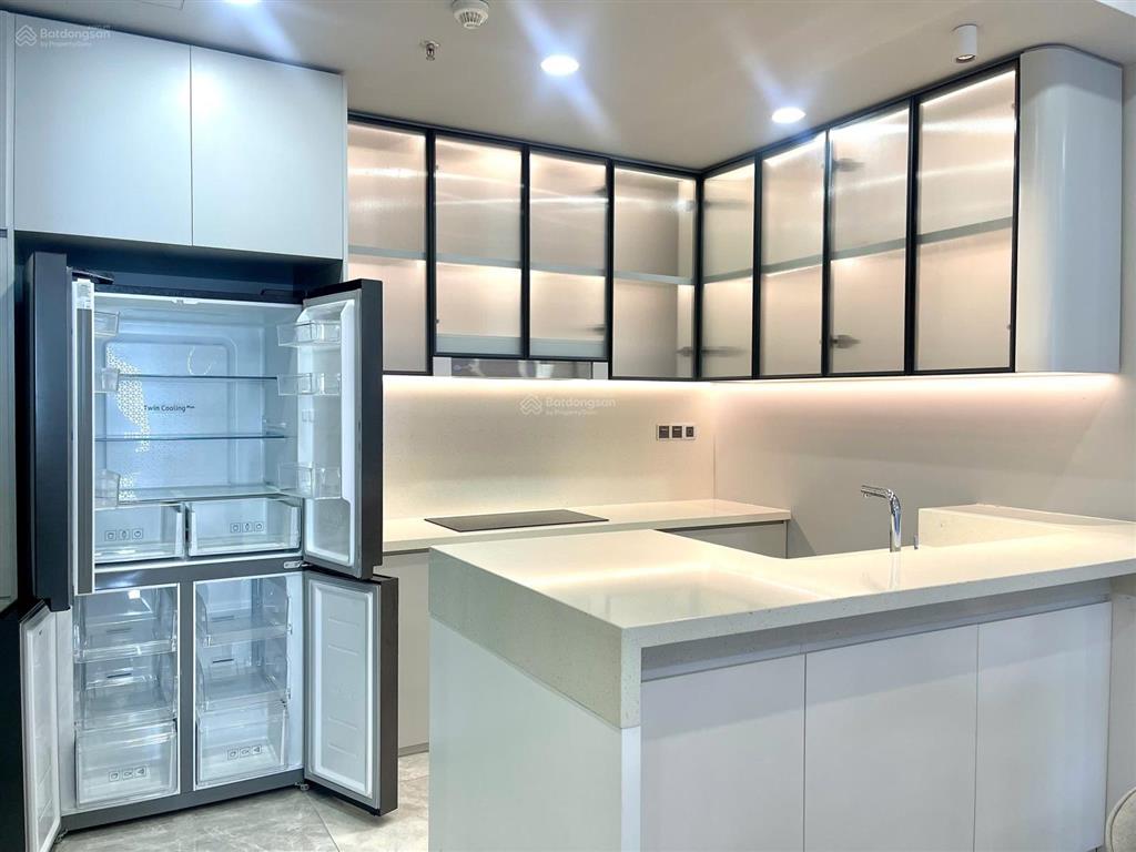 Cho thuê chcc view sông m8 midtown, nhà đẹp như tranh, dọn vào là ở