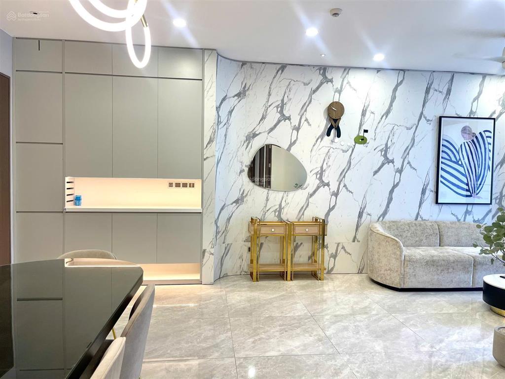Cho thuê chcc view sông m8 midtown, nhà đẹp như tranh, dọn vào là ở