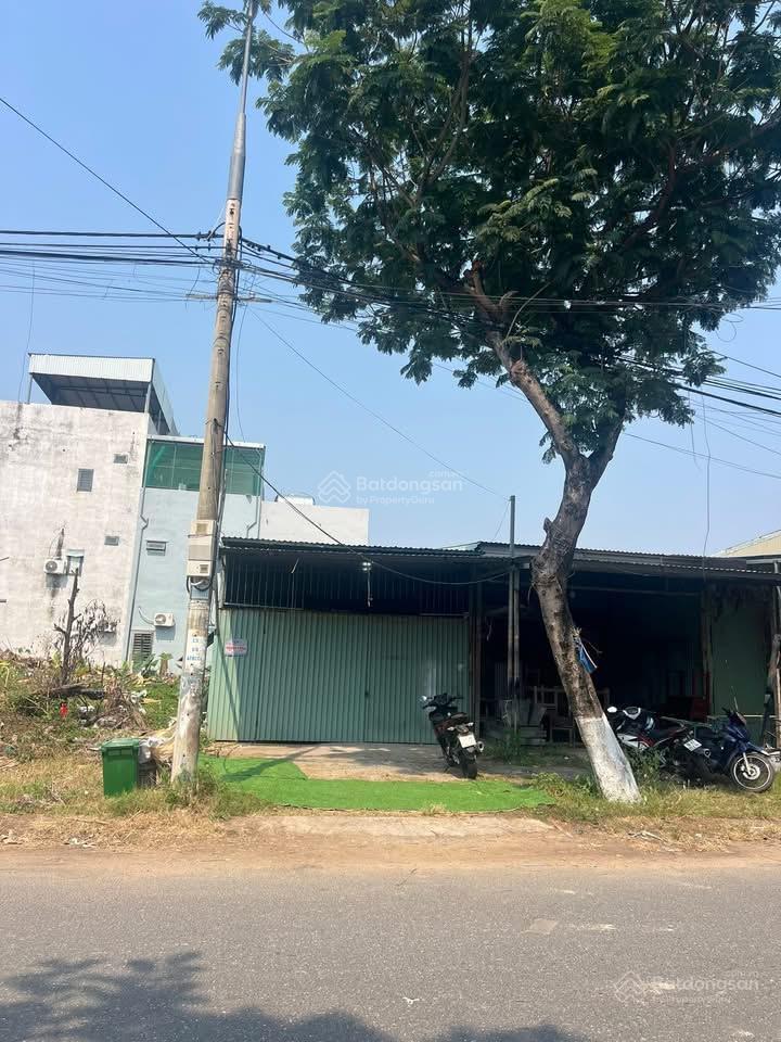 Chính chủ gửi bán đất đường trần tử bình  gần trường quốc tế  đối diện chung cư
