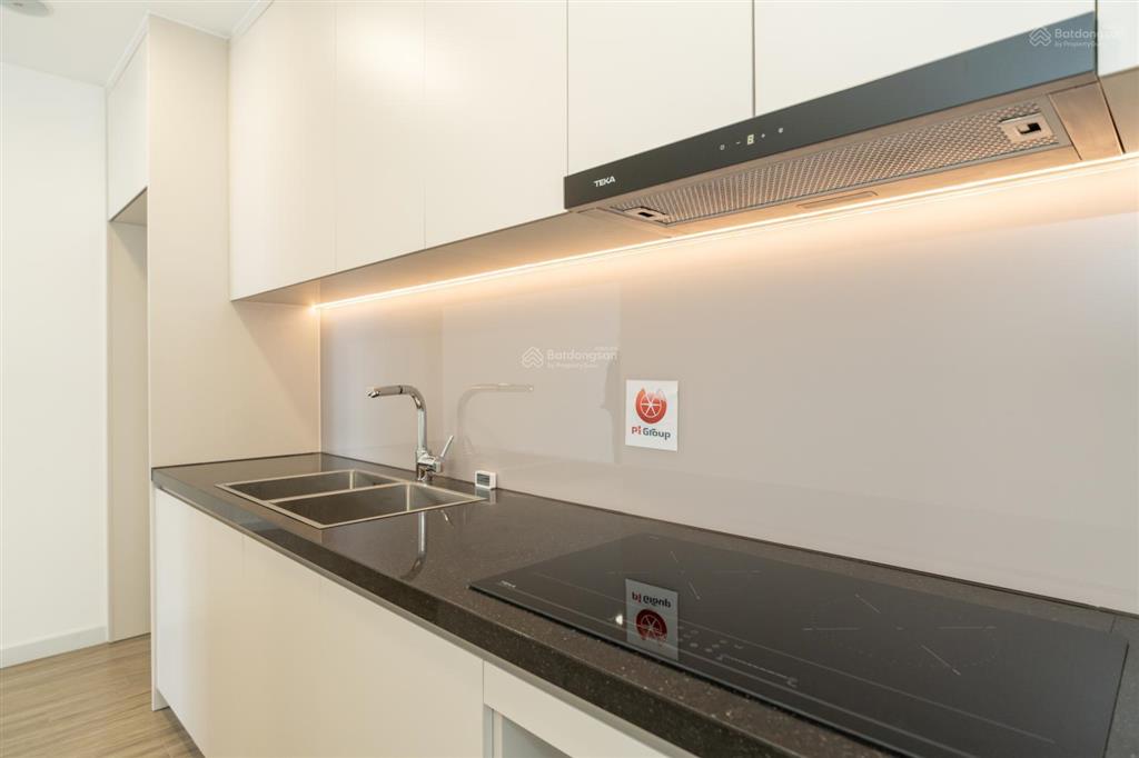 Chính chủ cần bán gấp 2pn 2wc giá chỉ 3,3 tỷ tặng gần full nt