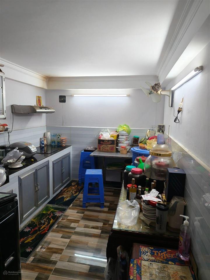 Bán nhà 3tầng chỉ 4.7tỷ mặt tiền hẻm kinh doanh mua bán dt 52m2 góc nguyễn thị thập huỳnh tấn phát