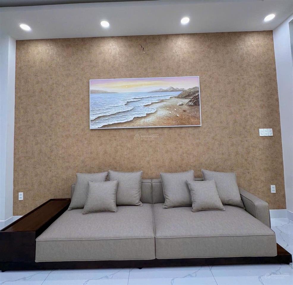 Bán nhà 2 tầng 100m2 (4.6x25)  huỳnh tấn phát, quận 7  chỉ 6tỷ2