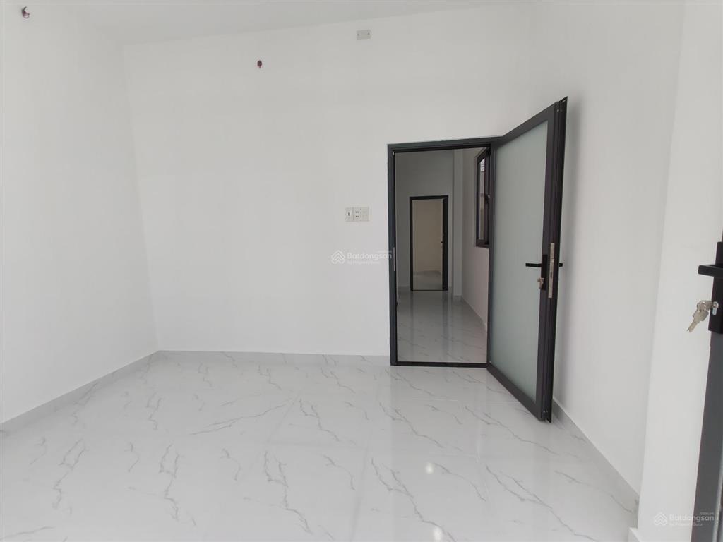 Bán nhà 2 tầng mới 64m2 (4.8x14m)  phạm hữu lầu sát ga metro tân mỹ quận 7  5tỷ hơn