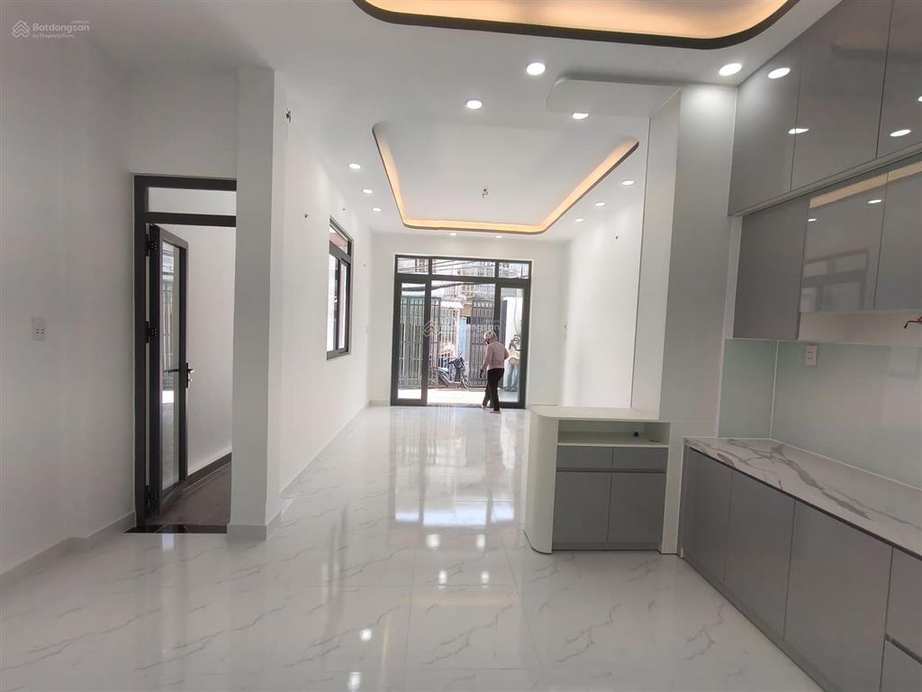 Bán nhà 2 tầng mới 64m2 (4.8x14m)  phạm hữu lầu sát ga metro tân mỹ quận 7  5tỷ hơn