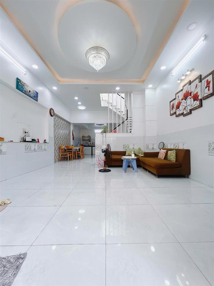 Sốc, giảm 500tr  bán nhà 2 tầng 60m2 (4.8x12)  hoàng trọng mậu sát lotte mart quận 7  chỉ 5.3tỷ